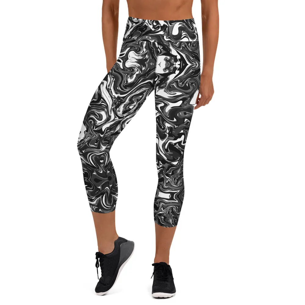 Black Marbled Yoga Capri Leggings, Grey White Marble Print Capris Tights-Made in USA/EU