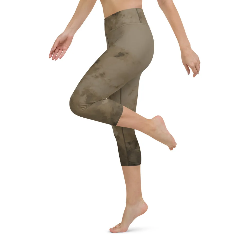 Brown Yoga Capri Leggings, Modern Brown Abstract Best Women's Capris Tights-Made in USA/EU/MX