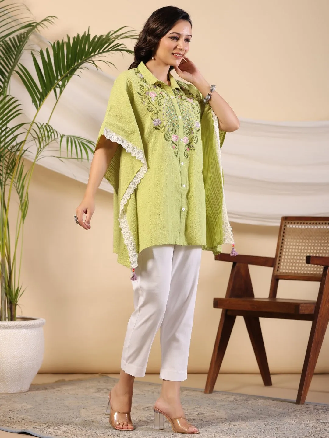 Jashvi Green Floral Printed SeerSucker Kaftan tunic With Thread Work