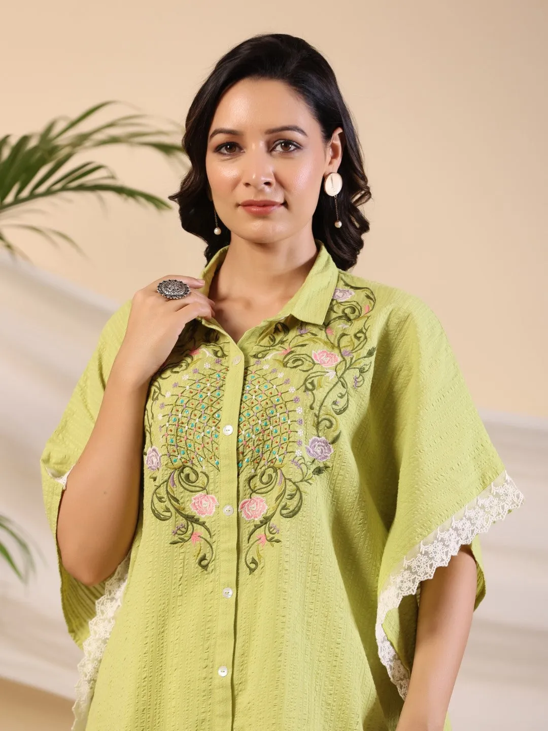 Jashvi Green Floral Printed SeerSucker Kaftan tunic With Thread Work