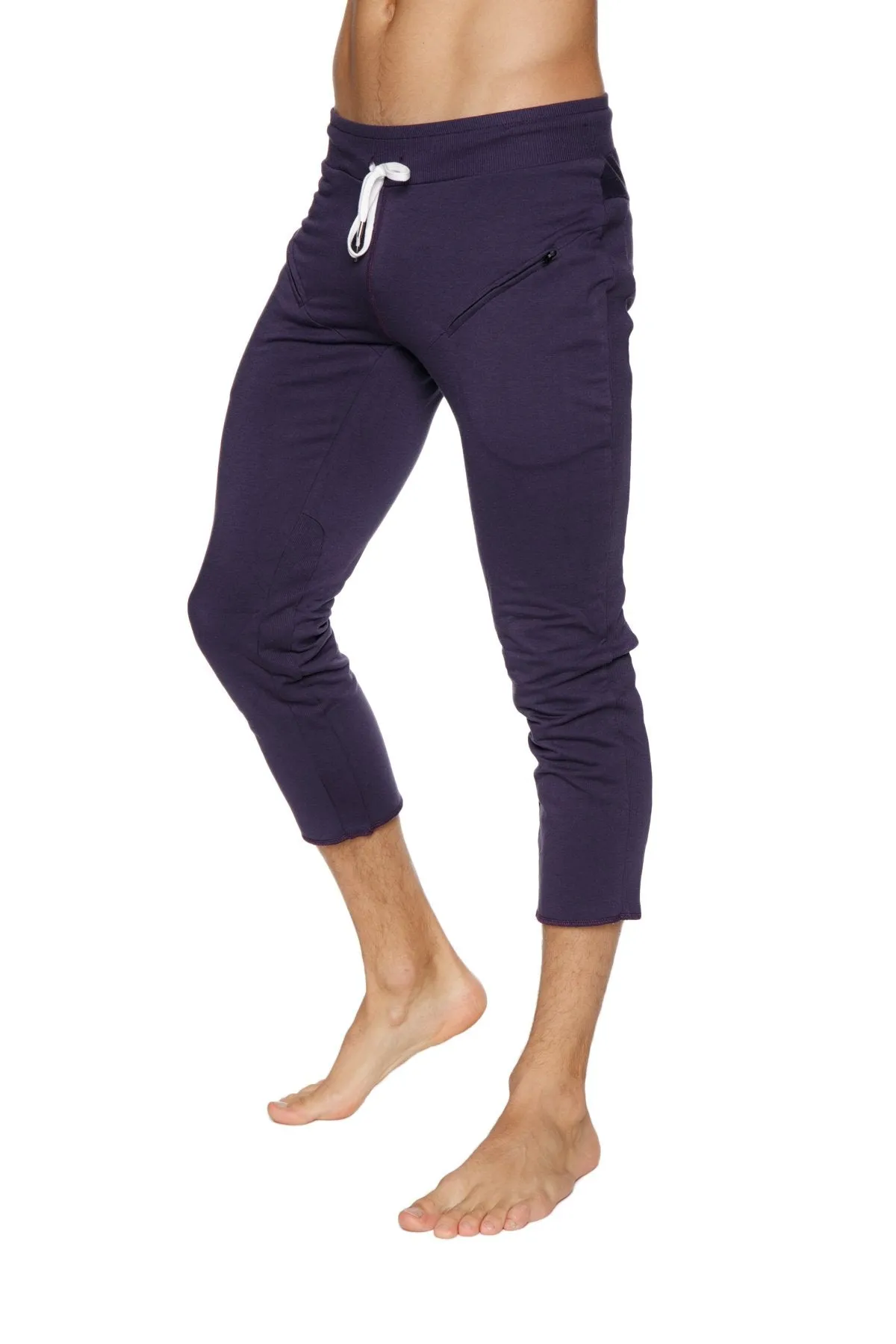 Mens 4/5 Zipper Pocket Capri Yoga Pants (Eggplant)