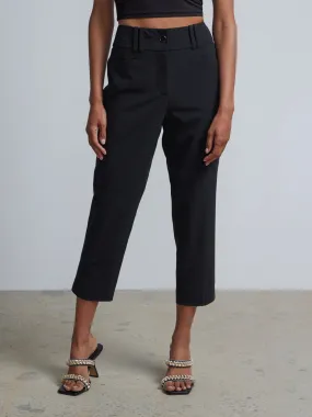 Petite Essential Stretch High Rise Capri Pant